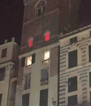 Appartement In Torre Medievale Di Fronte Acquario Genua