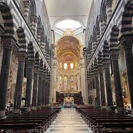 In Torre Medievale Di Fronte Acquario Appartement