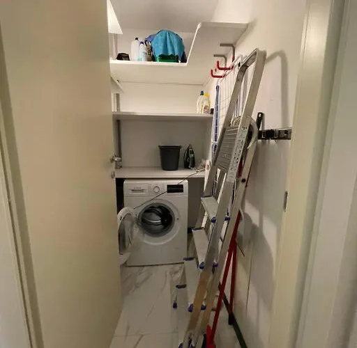 In Torre Medievale Di Fronte Acquario Apartman Genova